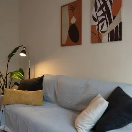 Apartment Cozy 1bdrm Apt/walk To The Beach