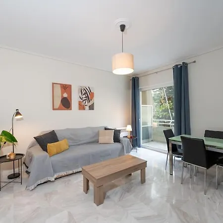 Cozy 1bdrm Apt/walk To The Beach Athens